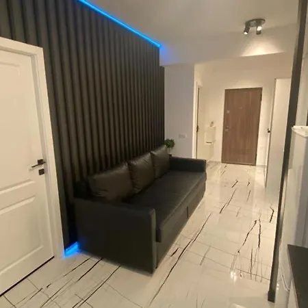 Q Luxury Apartment - Palas Center Iasi Exterior photo